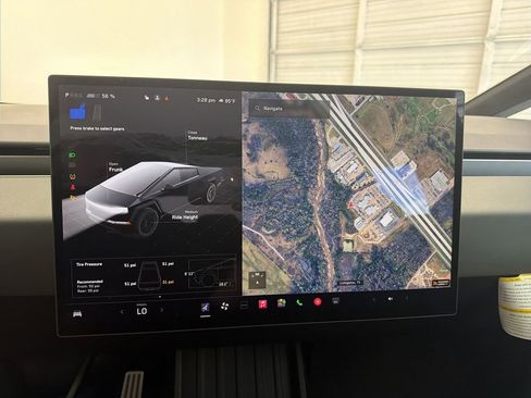 Used 2025 Tesla Cybertruck AWD Crew Cab image 14
