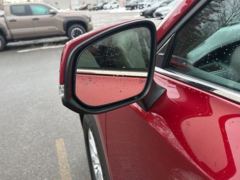 Used 2024 Toyota Grand Highlander XLE image 10