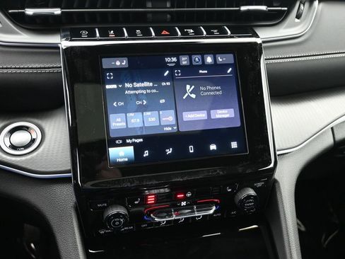 New 2026 Jeep Grand Cherokee L Laredo image 14