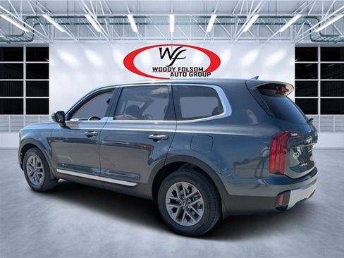 Used 2024 Kia Telluride LX image 5