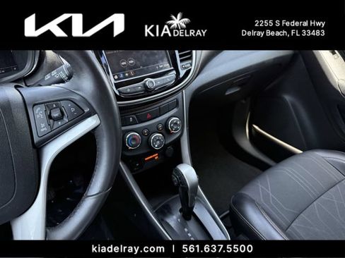 Used 2018 Chevrolet Trax LT w/ Driver Confidence Package FWD image 23