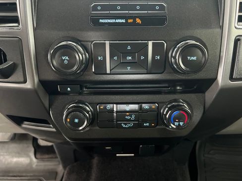 Used 2017 Ford F150 XLT RWD image 13