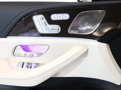 Used 2024 Mercedes-Benz GLE 450e GLE 450e w/ AMG Line Exterior image 3