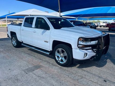 Used 2018 Chevrolet Silverado 1500 LT w/ Texas Edition AWD/4WD image 3