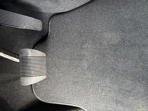 New 2026 Chrysler Pacifica Select image 15