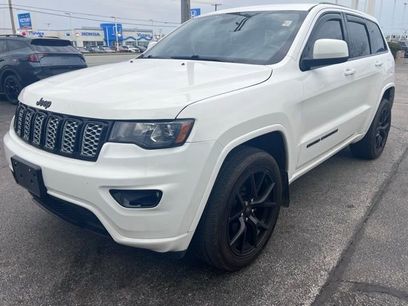 Used 2018 Jeep Grand Cherokee Altitude