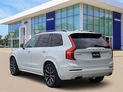 Used 2016 Volvo XC90 T6 Momentum w/ Momentum Plus Package image 4