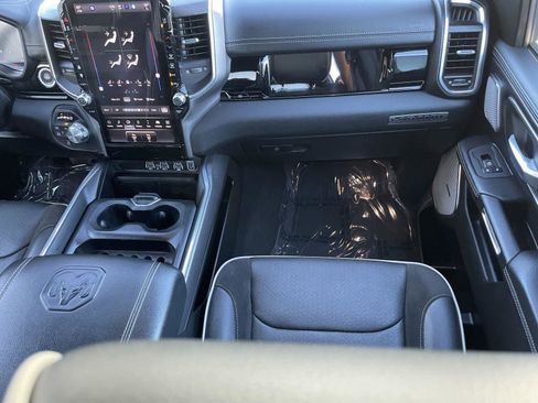 Used 2025 RAM 1500 Laramie w/ Night Edition image 28