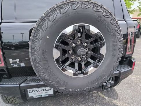 Certified 2024 GMC Hummer EV 2X w/ Extreme Off-Road Package AWD/4WD image 7