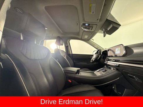 Used 2023 Hyundai Palisade Limited AWD/4WD image 25