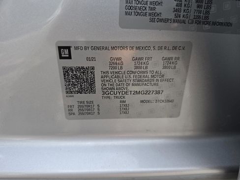 Used 2021 Chevrolet Silverado 1500 LT w/ Bed Protection Package AWD/4WD image 36