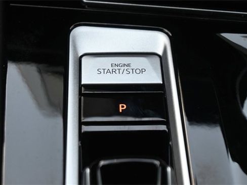 Certified 2024 Volkswagen Atlas Cross Sport SEL R-Line image 19