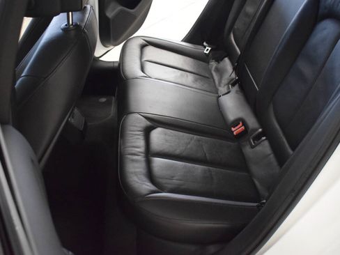 Used 2017 Audi A3 e-tron Premium FWD image 42