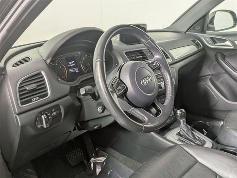 Used 2018 Audi Q3 2.0T Premium image 9