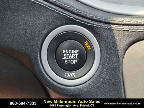 Used 2019 Dodge Charger Scat Pack w/ Daytona Edition Group image 25