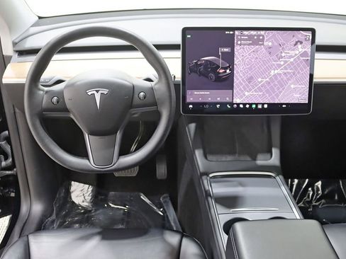 Used 2022 Tesla Model Y Long Range AWD/4WD image 14
