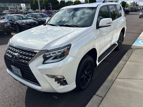 Used 2022 Lexus GX 460 w/ Black Line Special Edition AWD/4WD image 3