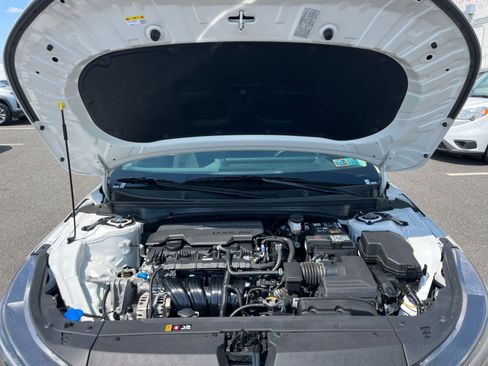 Used 2025 Kia K4 FWD image 32
