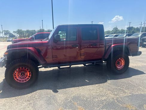 Used 2022 Jeep Gladiator Rubicon w/ Trailer Tow Package AWD/4WD image 2