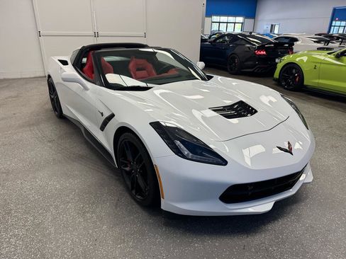 Used 2019 Chevrolet Corvette Stingray Coupe w/ 2LT Preferred Equipment Group RWD image 4