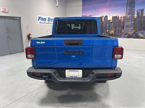 New 2025 Jeep Gladiator Sport AWD/4WD image 22