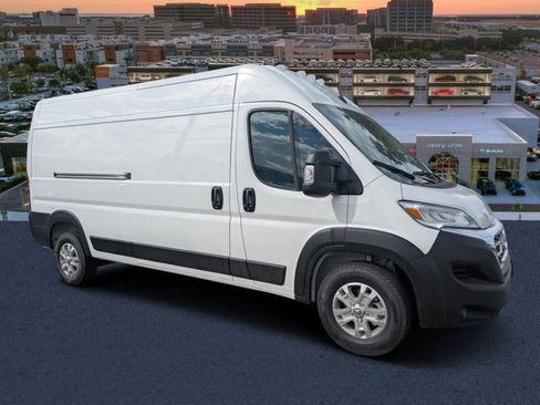 New 2026 RAM ProMaster 2500 w/ Quick Order Package 22G SLT image 1