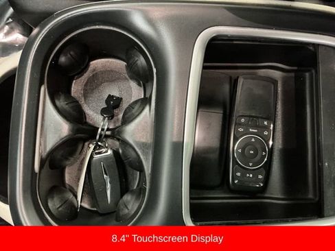 Used 2017 Chrysler Pacifica Limited w/ UConnect Theater Package image 31