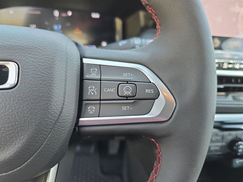 New 2025 Jeep Compass Trailhawk w/ Trailhawk Elite Group image 35