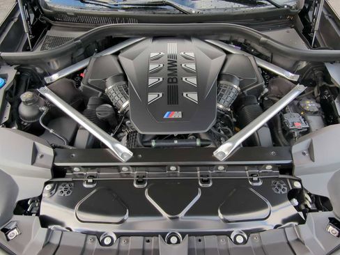Used 2026 BMW X7 M60i AWD/4WD image 14