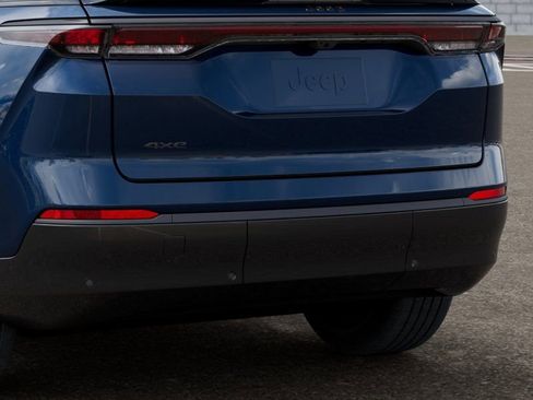 New 2025 Jeep Wagoneer S Limited AWD/4WD image 13