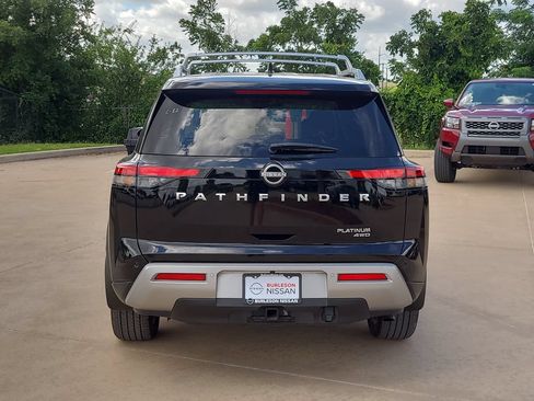 Certified 2024 Nissan Pathfinder Platinum w/ Cargo Package AWD/4WD image 3