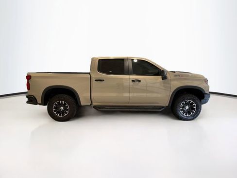 Certified 2022 Chevrolet Silverado 1500 ZR2 w/ Technology Package image 7