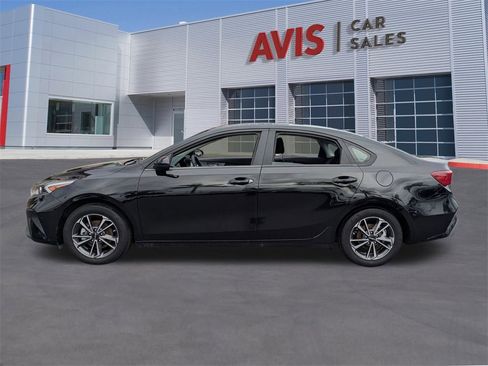 Used 2024 Kia Forte LXS image 10