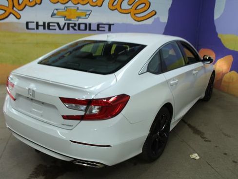 Used 2019 Honda Accord Sport image 8