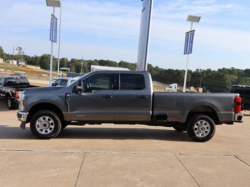 Used 2024 Ford F350 XLT w/ FX4 Off-Road Package image 7