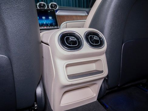 New 2026 Mercedes-Benz GLC 300 4MATIC image 21