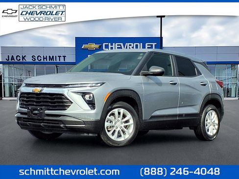 Used 2024 Chevrolet TrailBlazer LS w/ LS Convenience Package FWD image 1