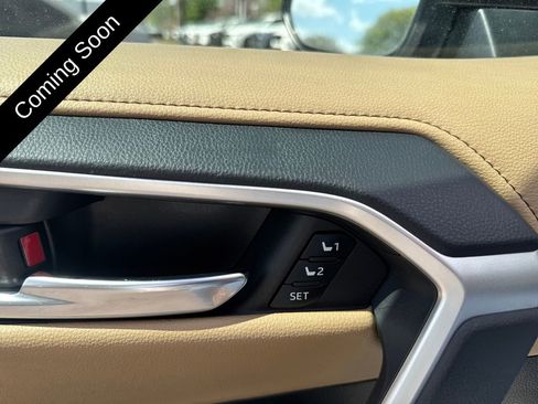 Used 2021 Toyota RAV4 Limited image 39