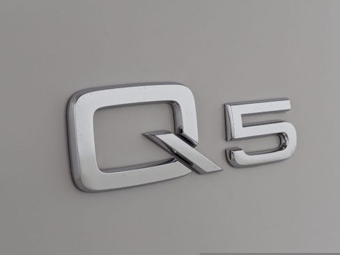Certified 2024 Audi Q5 Premium w/ Premium Plus Package AWD/4WD image 28