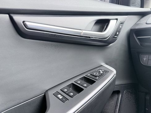 Used 2024 Kia EV6 Light image 12