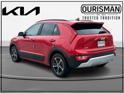 New 2026 Kia Niro EX image 3