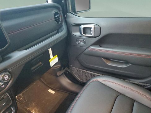 New 2026 Jeep Gladiator Rubicon w/ Safety Group image 22