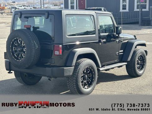 Used 2018 Jeep Wrangler Sport w/ Connectivity Group image 7