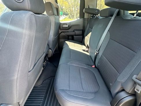 Used 2022 Chevrolet Silverado 1500 LT image 15