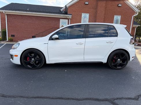 Used 2013 Volkswagen GTI 4-Door FWD image 8