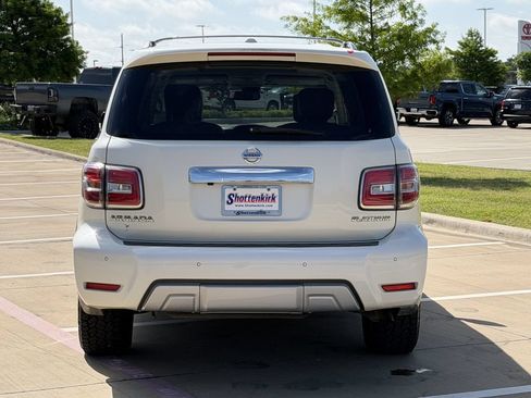 Used 2017 Nissan Armada Platinum w/ Captain Seat Package RWD image 6