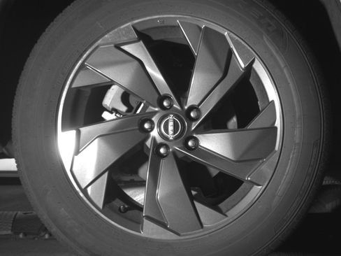 Used 2025 Nissan Rogue SV image 15