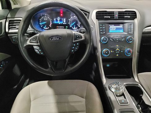 Used 2019 Ford Fusion S FWD image 22