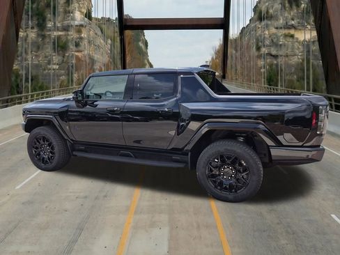 New 2026 GMC Hummer EV 4x4 Crew Cab w/ LPO, Dark Essentials Package image 7