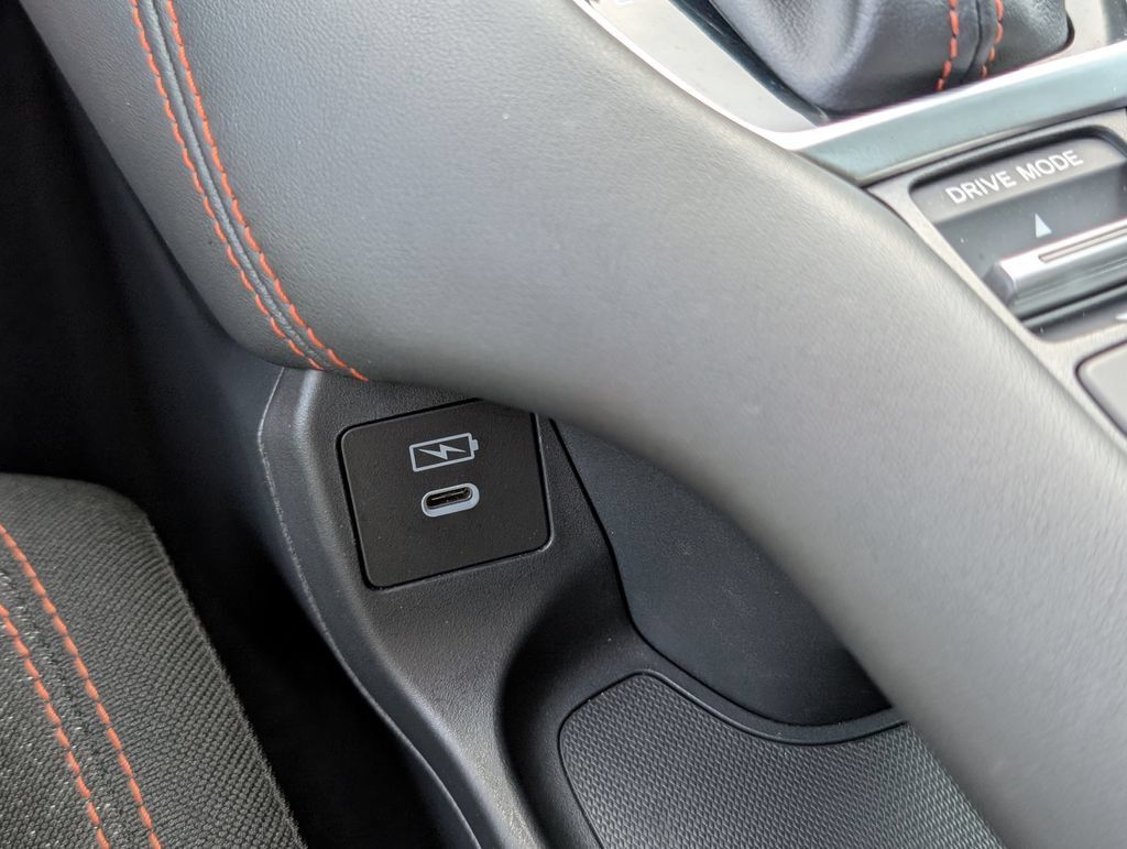 Used 2025 Honda HR-V Sport image 11